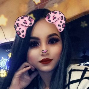 Meet your Posher, Karina